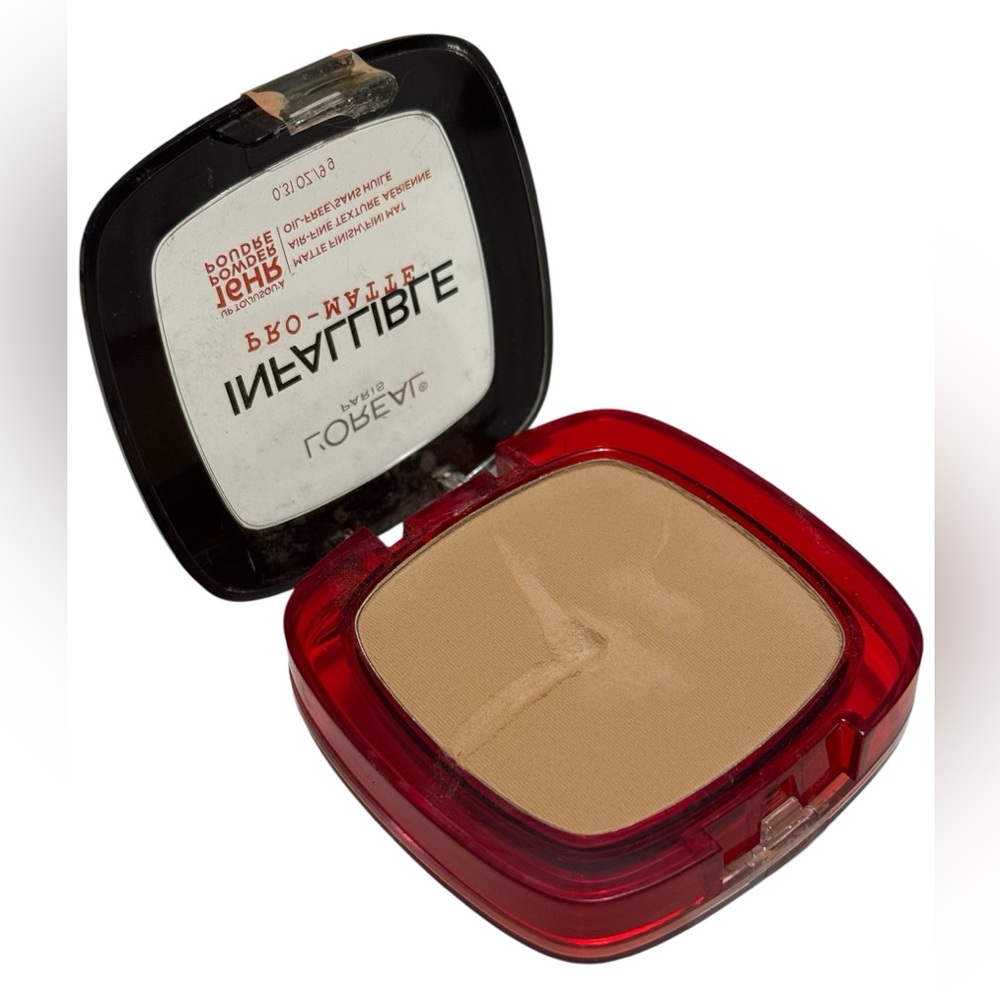 L'oreal Infallible Pro-Matte Finish Powder 200 Natural Beige NEW Damaged/Nicked